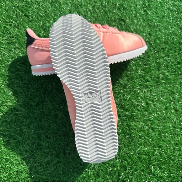 Nike Cortez Basic Txt Valentines Day Bleached Coral - Picture 12 of 12